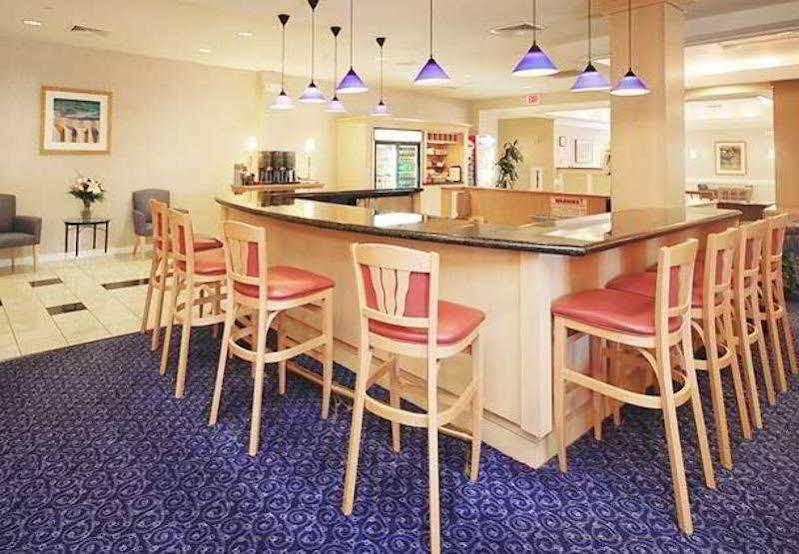 คอร์ตยาร์ด เคป คอด ไฮยานนิส Hotel ภายนอก รูปภาพ